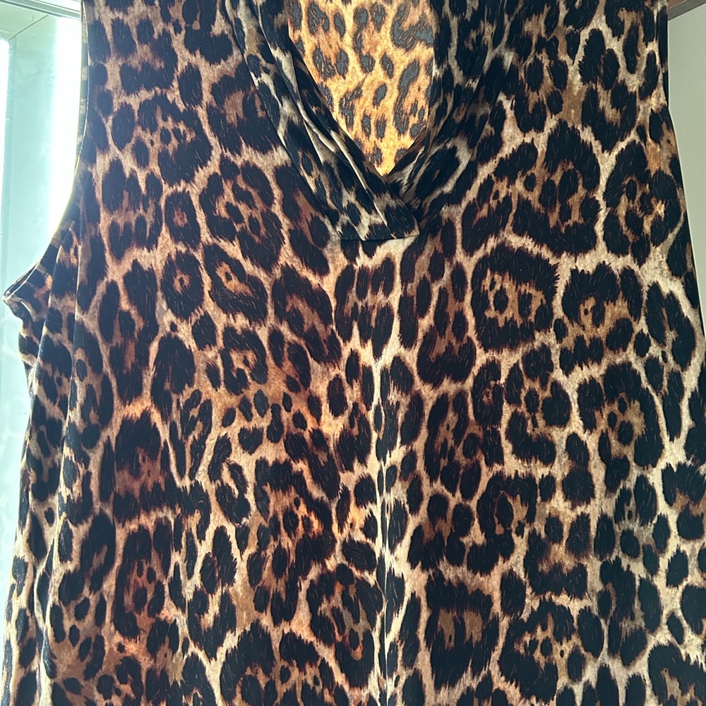 Leopard Print Sleeveless Top